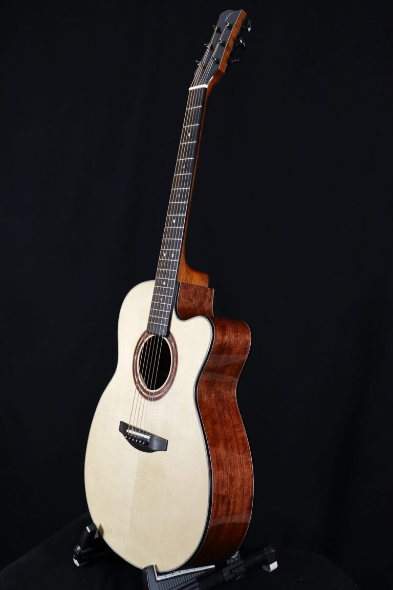 Bubinga SJ Treble side top